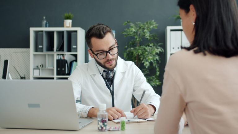 Primeira consulta em saúde mental: o que esperar e como se preparar